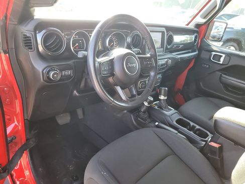 Used 2020 Jeep Wrangler Unlimited Sport AWD/4WD image 18