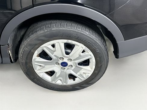 Used 2016 Ford Escape S image 11