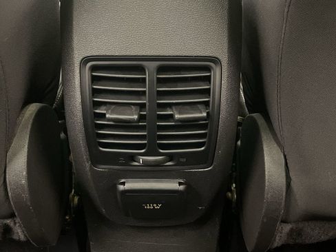 Used 2017 Ford Escape SE w/ Equipment Group 201A AWD/4WD image 13