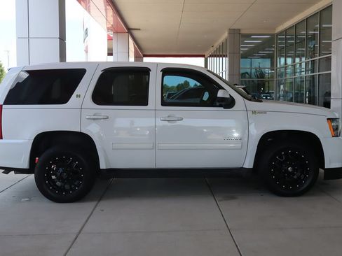 Used 2012 Chevrolet Tahoe 4WD Hybrid image 11