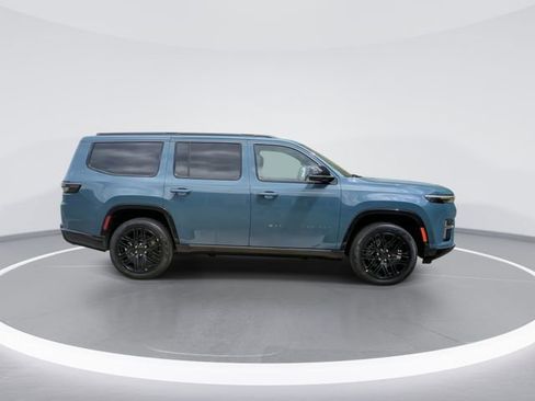 New 2026 Jeep Grand Wagoneer Limited AWD/4WD image 9