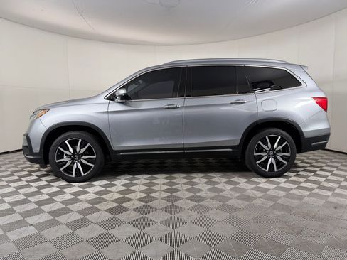 Used 2021 Honda Pilot Touring image 2