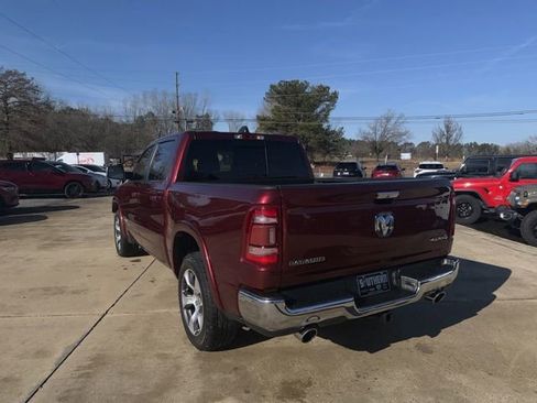 Used 2021 RAM 1500 Laramie AWD/4WD image 3