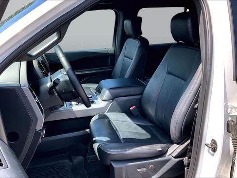 Used 2020 Ford Expedition XLT w/ Cargo Package RWD image 8