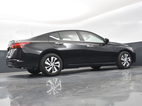 Used 2025 Nissan Altima 2.5 S image 41