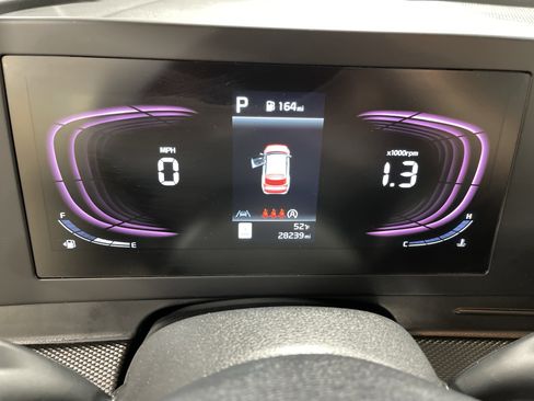 Used 2023 Kia Sportage LX image 19