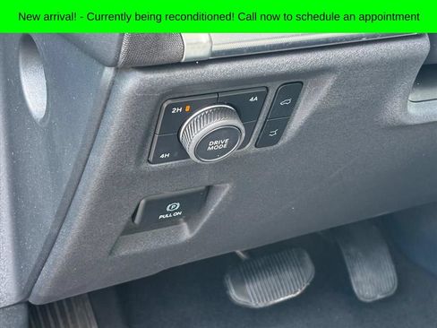Used 2025 Ford Expedition Platinum AWD/4WD image 8