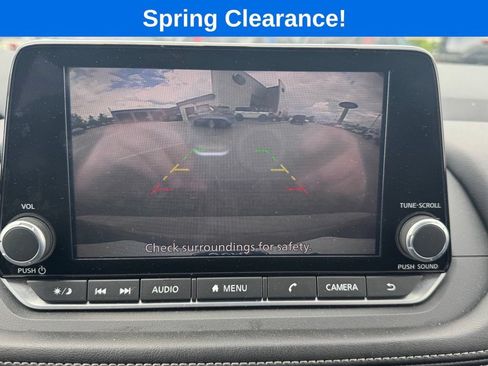 Used 2025 Nissan Rogue SV AWD/4WD image 18