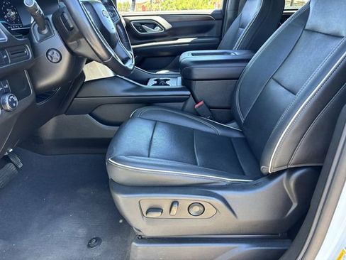 Used 2022 Chevrolet Tahoe Premier AWD/4WD image 18