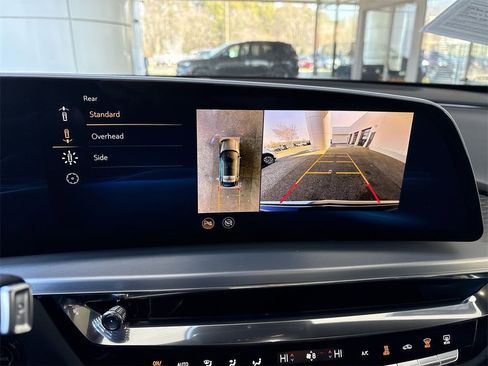 Certified 2024 Cadillac Lyriq Luxury image 15