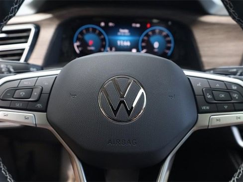 New 2026 Volkswagen Atlas SEL image 14