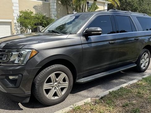 Used 2021 Ford Expedition Max XLT AWD/4WD image 2