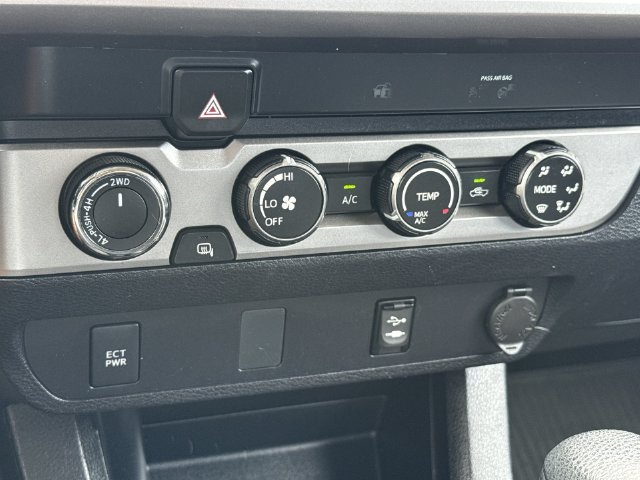 Used 2019 Toyota Tacoma SR5 AWD/4WD image 20