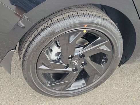 New 2026 Hyundai Elantra Sport FWD image 28