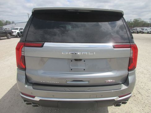New 2026 GMC Yukon XL Denali image 5