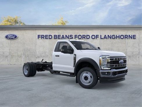 New 2025 Ford F550 4x4 Regular Cab Super Duty w/ XL Chrome Package image 1