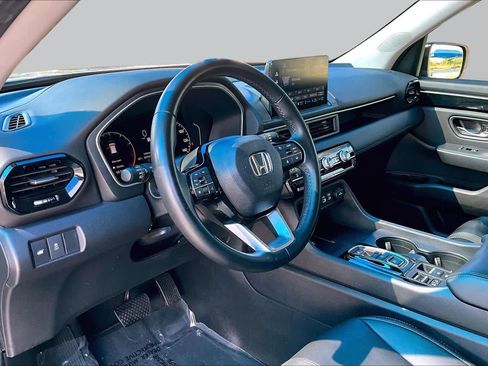 Used 2024 Honda Pilot EX-L image 16