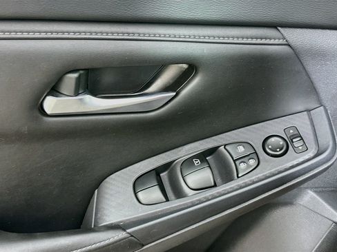 Used 2023 Nissan Sentra SV w/ All-Weather Package FWD image 15