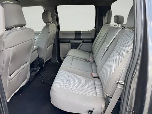 Used 2020 Ford F150 XLT RWD image 30