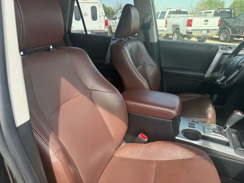 Used 2018 Toyota 4Runner Limited AWD/4WD image 15
