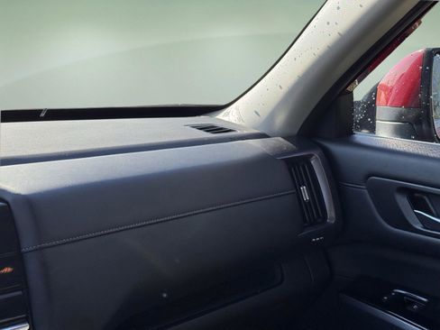 Used 2023 Nissan Pathfinder SL image 10