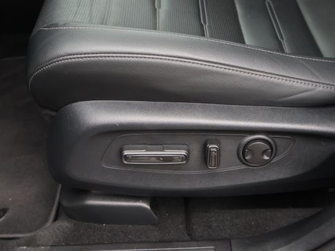 Used 2025 Honda CR-V EX-L image 45