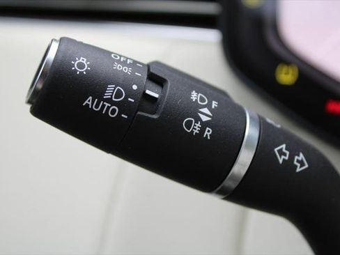 New 2024 Land Rover Range Rover SV AWD/4WD image 35