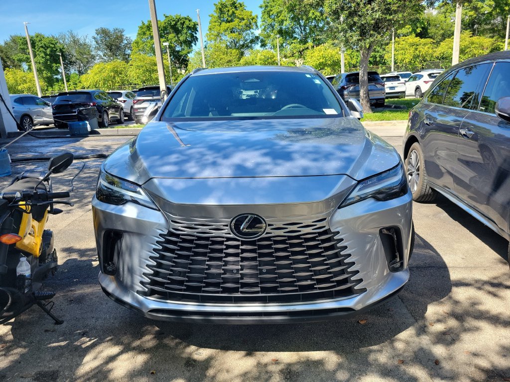 Used 2023 Lexus RX 350 Premium w/ Accessory Package AWD/4WD image 2