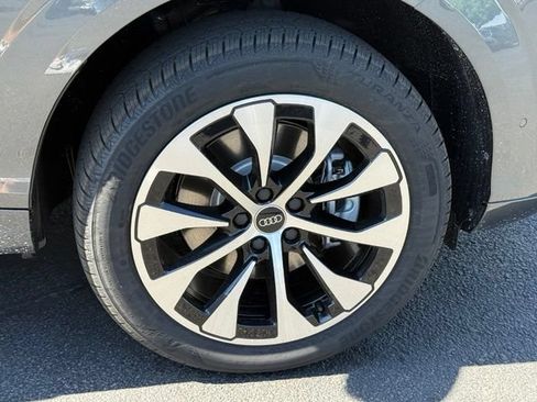 New 2026 Audi Q3 quattro 2.0T AWD/4WD image 28