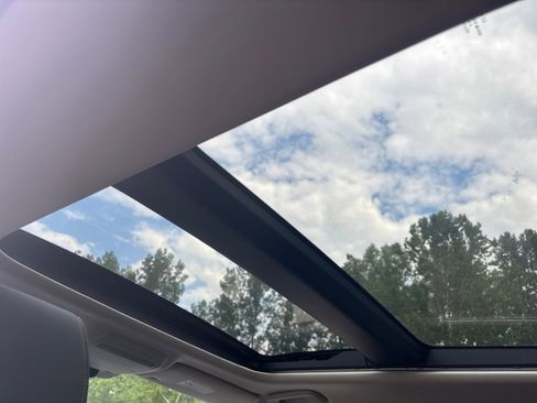 Used 2024 MAZDA CX-90 Plug-In Hybrid w/ Premium Pkg image 25