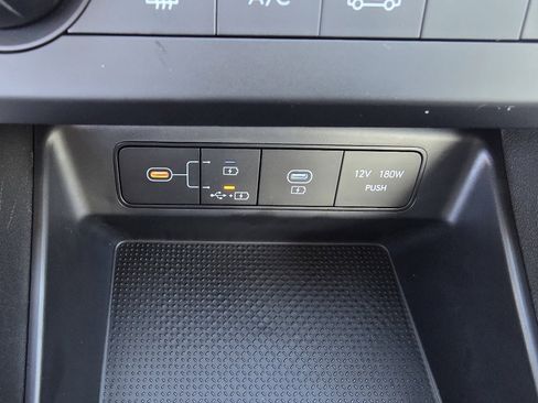 New 2026 Hyundai Tucson SE image 21