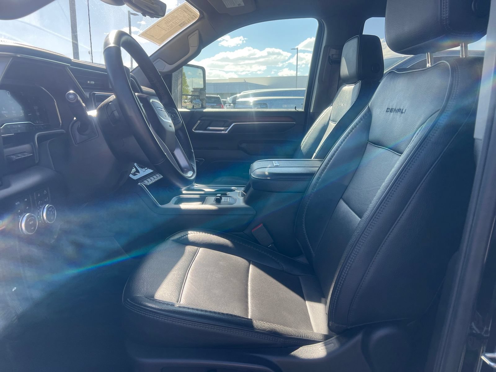Used 2024 GMC Sierra 3500 Denali w/ Denali Reserve Package AWD/4WD image 24