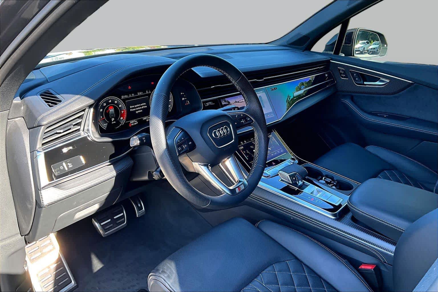 Used 2025 Audi SQ7 Prestige AWD/4WD image 17