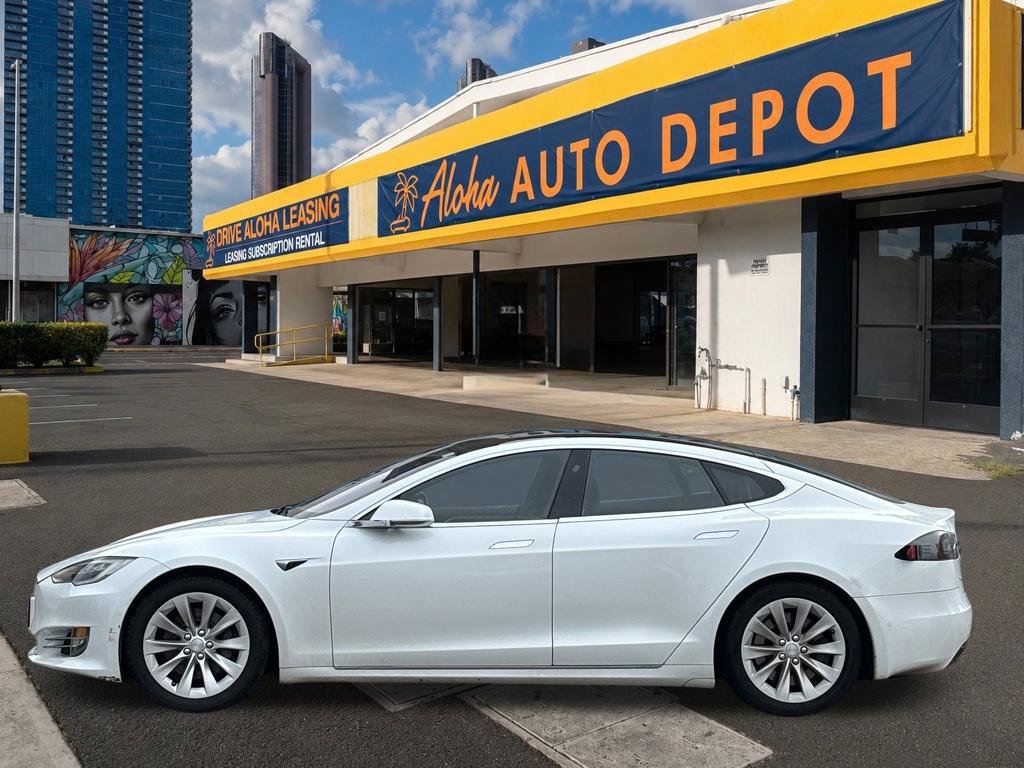 Used 2017 Tesla Model S 75 RWD image 2