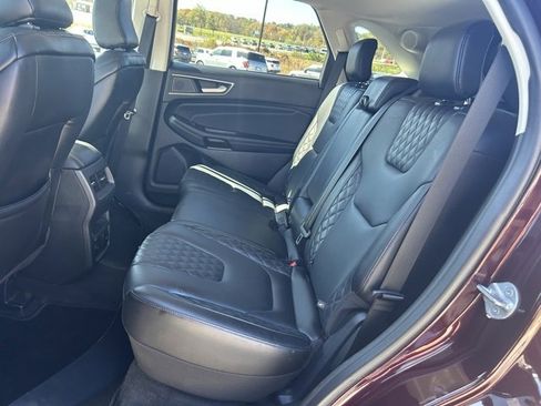 Used 2024 Ford Edge Titanium image 14