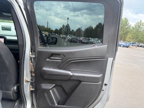 Used 2024 Chevrolet Colorado Trail Boss w/ Advanced Trailering Package AWD/4WD image 14