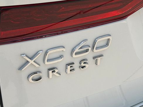 New 2026 Volvo XC60 T8 Core w/ Protection Package Premier AWD/4WD image 7