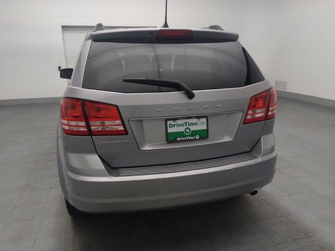 Used 2018 Dodge Journey SE w/ Connectivity Group FWD image 6