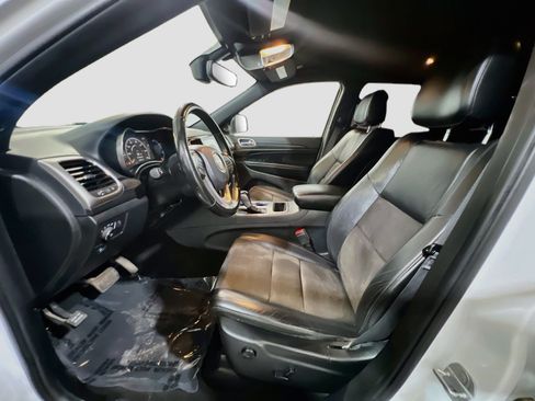 Used 2020 Jeep Grand Cherokee Altitude AWD/4WD image 15