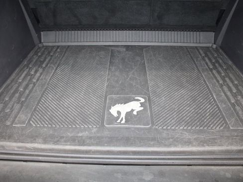 Used 2023 Ford Bronco Badlands image 16