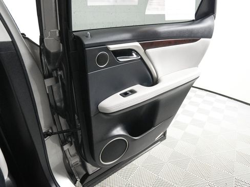 Used 2020 Lexus RX 450h AWD w/ Premium Package image 17