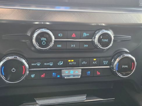 Used 2025 Ford F350 King Ranch image 19