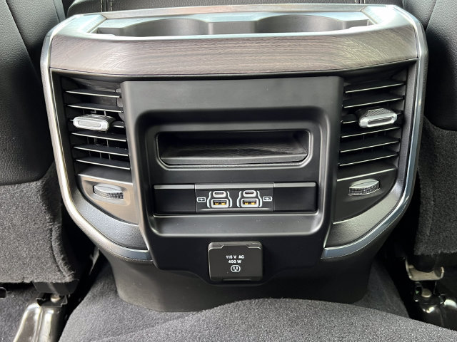 Used 2025 RAM 3500 Laramie AWD/4WD image 43
