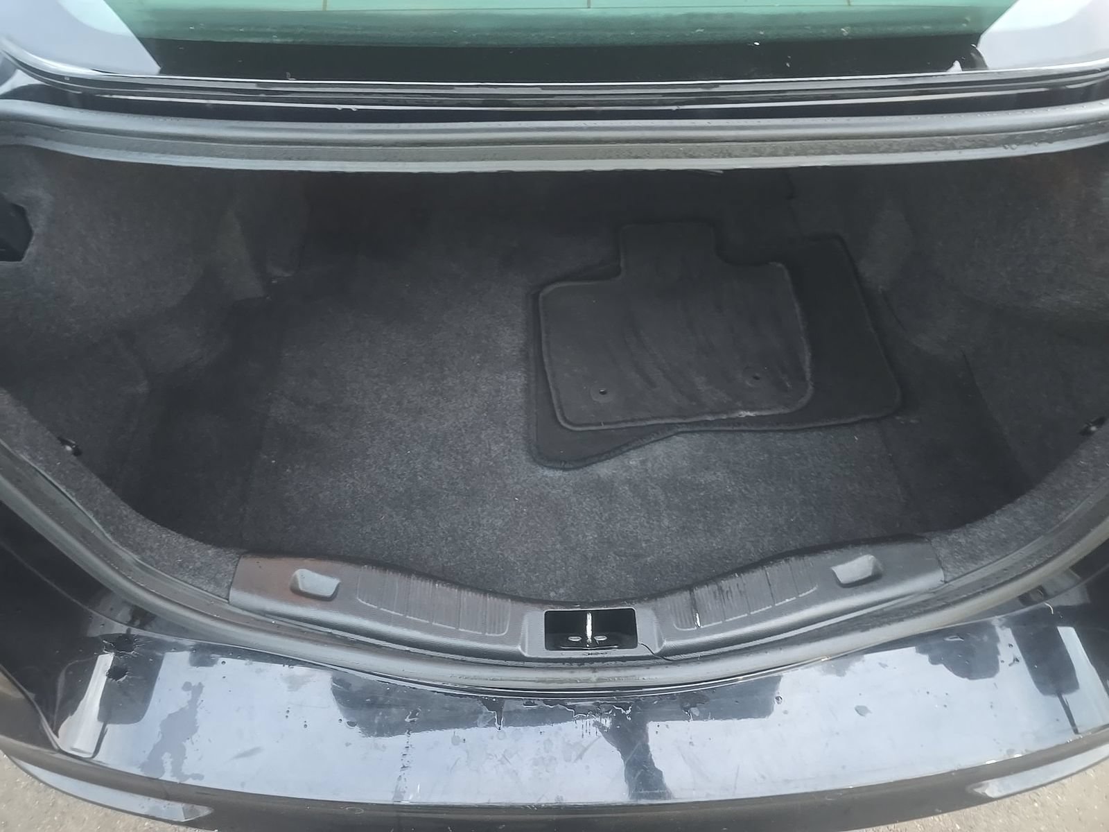 Used 2020 Ford Fusion SE FWD image 11