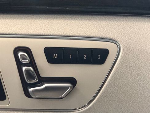 Used 2014 Mercedes-Benz E 350 Sedan image 19