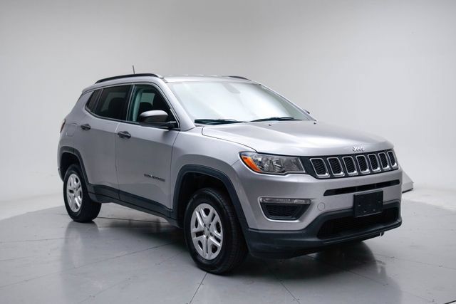 Used 2019 Jeep Compass Sport AWD/4WD image 9