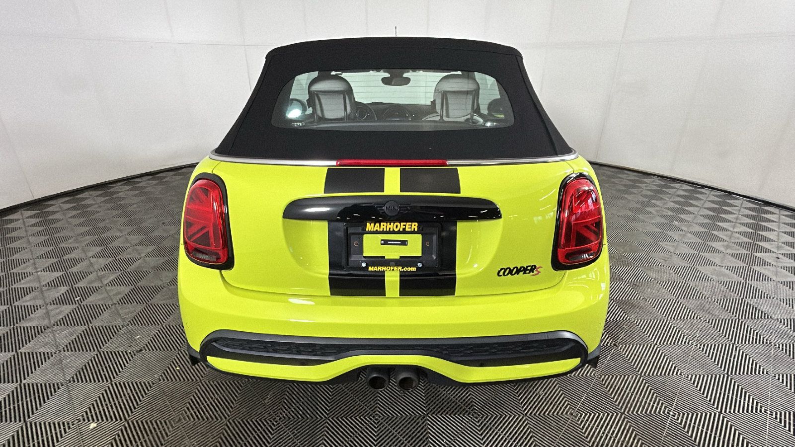 Used 2024 MINI Cooper S w/ Signature Upholstery Package FWD image 4