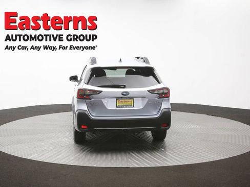 Used 2024 Subaru Outback Premium AWD/4WD image 36