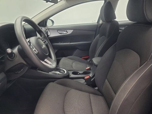 Used 2022 Kia Forte LXS image 17