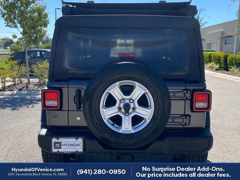 Used 2018 Jeep Wrangler Sport AWD/4WD image 33